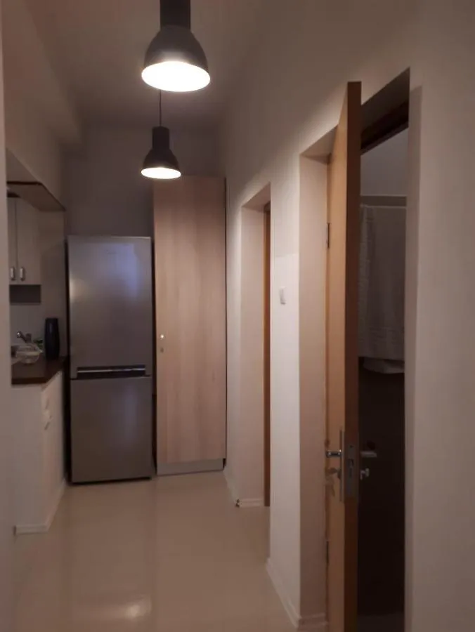 Old Town Gems - Shabbat Friendly Apartment Bucharest